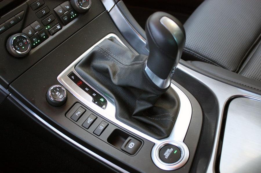  Saab 9-5 Sedan 2010 года  (фото 20 из 199)